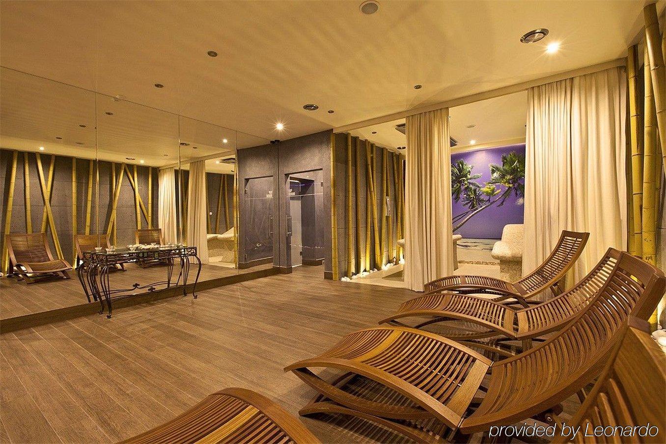 Arena Hotel Spa & Wellness Tychy Buitenkant foto