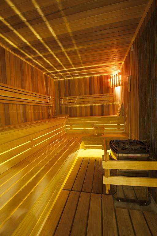 Arena Hotel Spa & Wellness Tychy Buitenkant foto