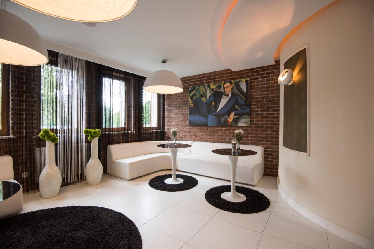 Arena Hotel Spa & Wellness Tychy Buitenkant foto