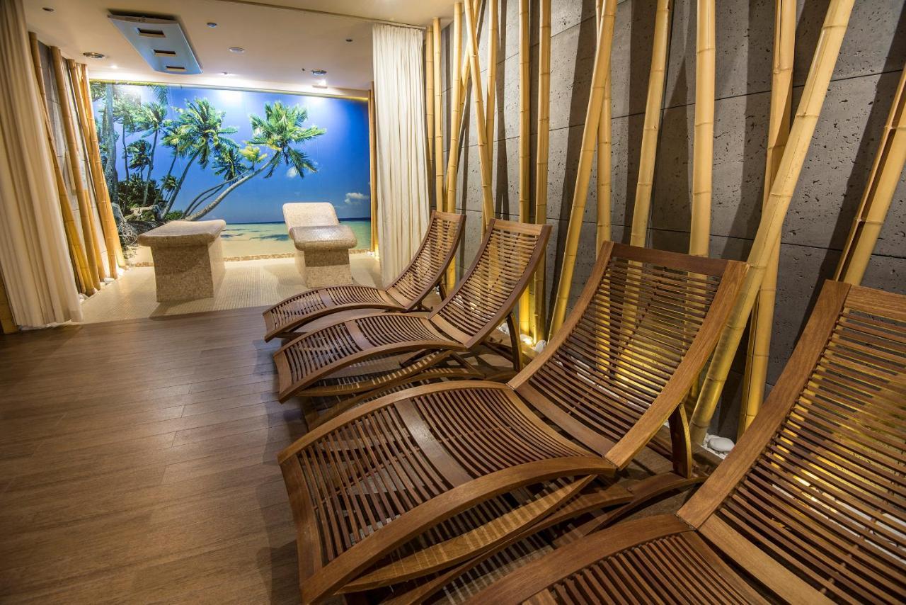 Arena Hotel Spa & Wellness Tychy Buitenkant foto