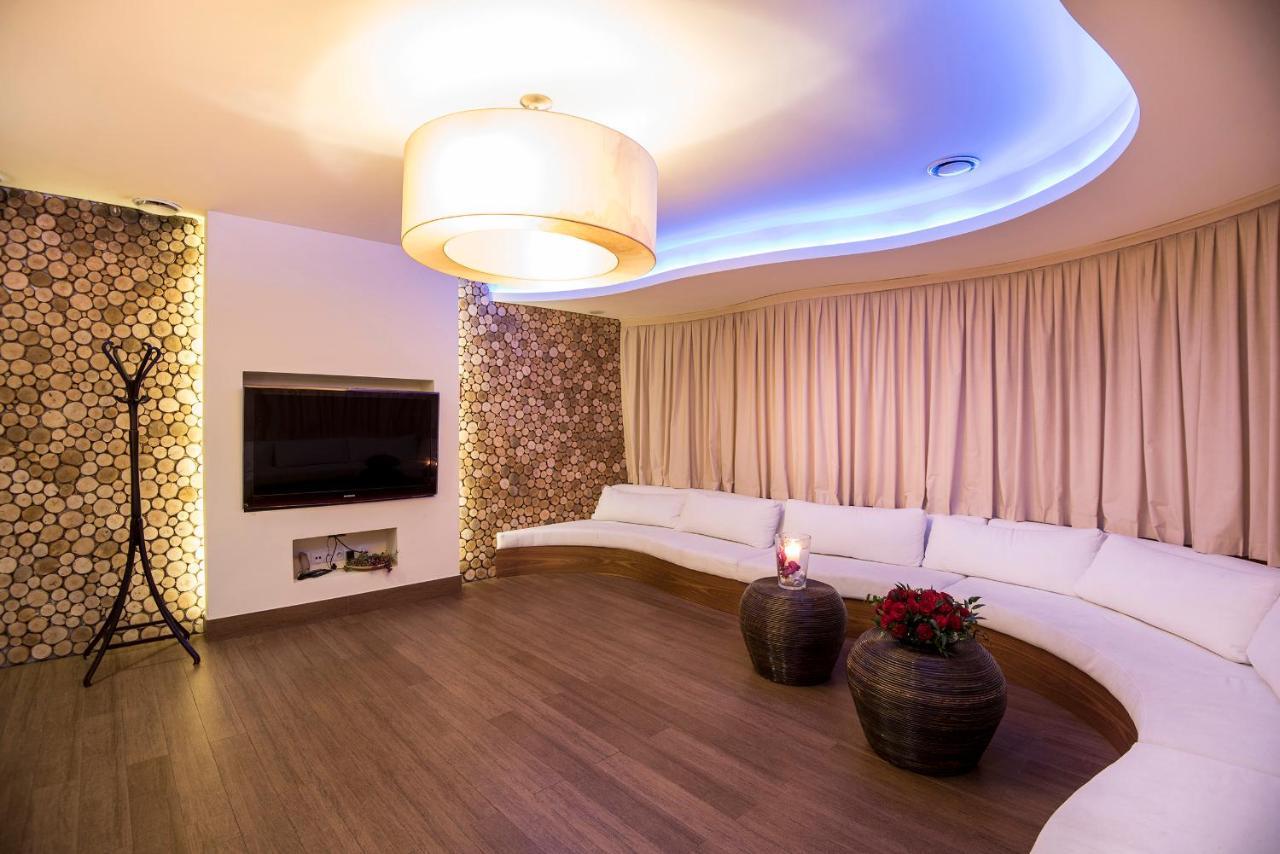 Arena Hotel Spa & Wellness Tychy Buitenkant foto