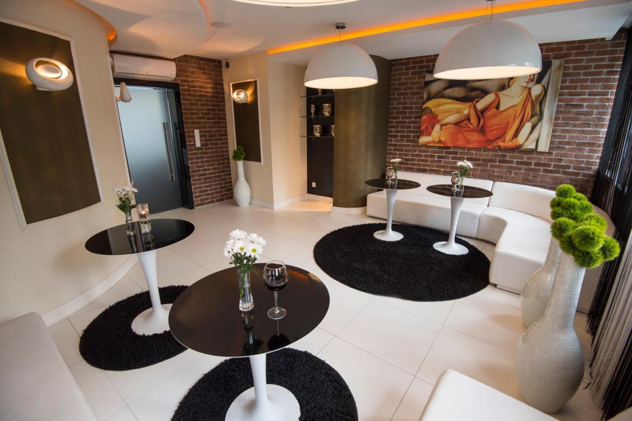 Arena Hotel Spa & Wellness Tychy Buitenkant foto