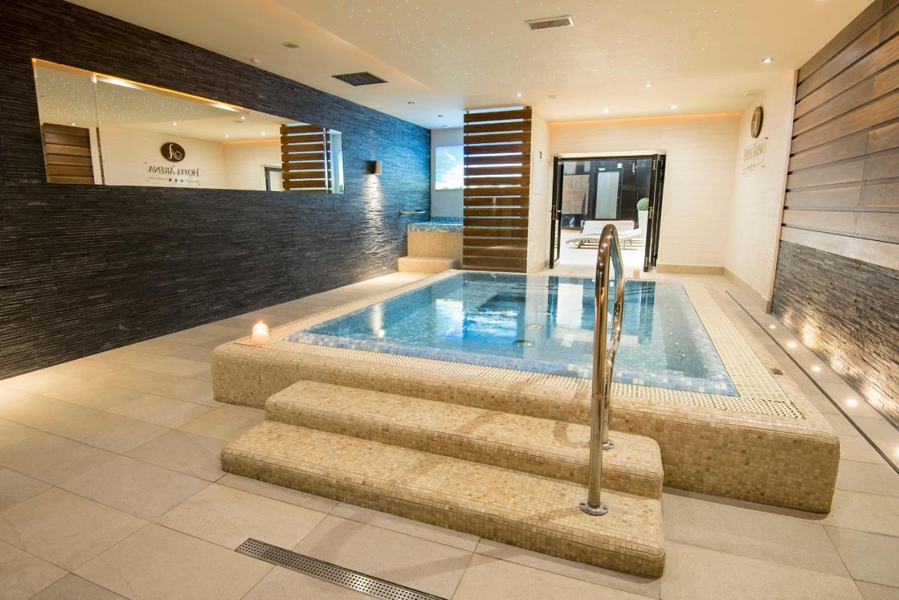 Arena Hotel Spa & Wellness Tychy Buitenkant foto