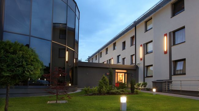 Arena Hotel Spa & Wellness Tychy Buitenkant foto